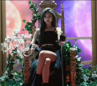 Yoohyeon in Dreamcatcher's MV "Deja Vu"